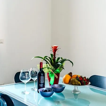 La Senyera Apartment *