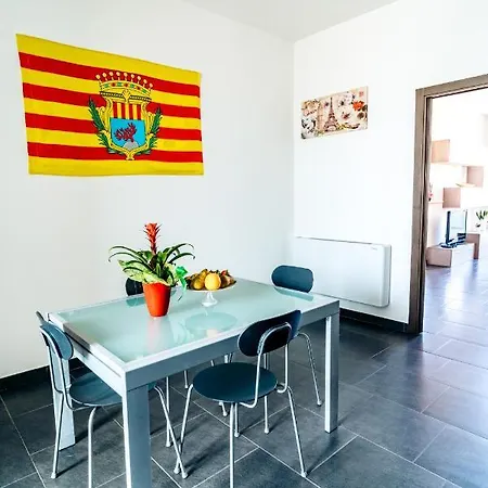 La Senyera Apartment