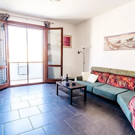 La Senyera Apartment