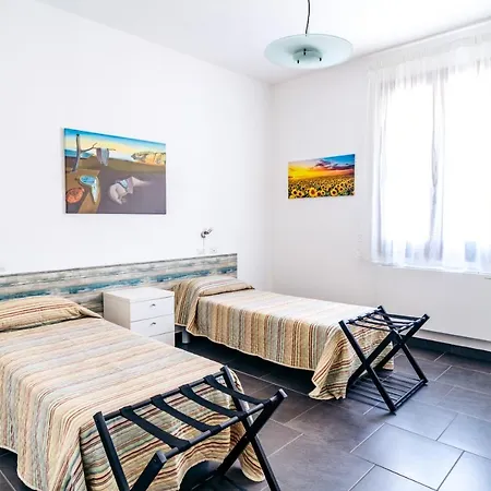 La Senyera Apartment *