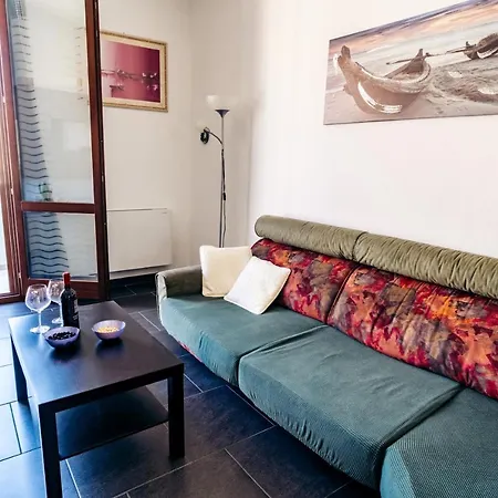 La Senyera Apartment