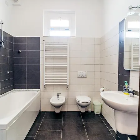 La Senyera Apartman